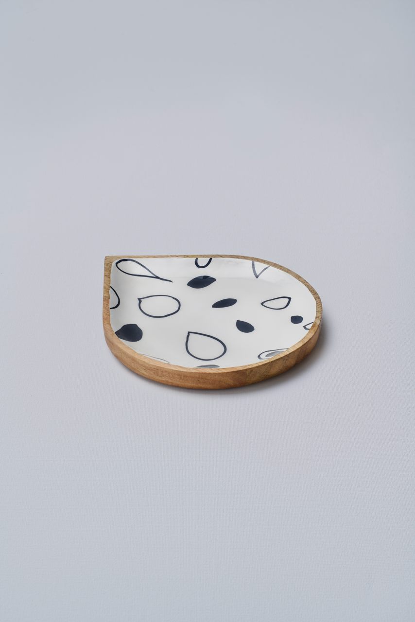Tear Drop Monochrome Small Platter with Enamel