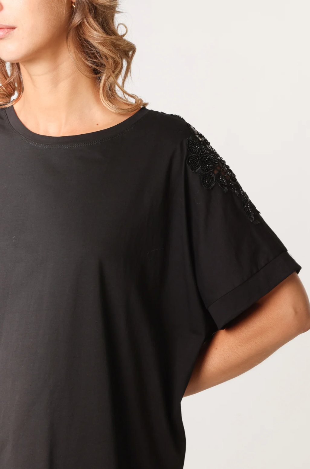 Floral Cut-Out Sequins Embellished Sleeve T-Shirt
